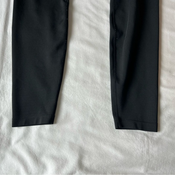 Nike Black High-Waisted Leggings - Picture 5 of 7
